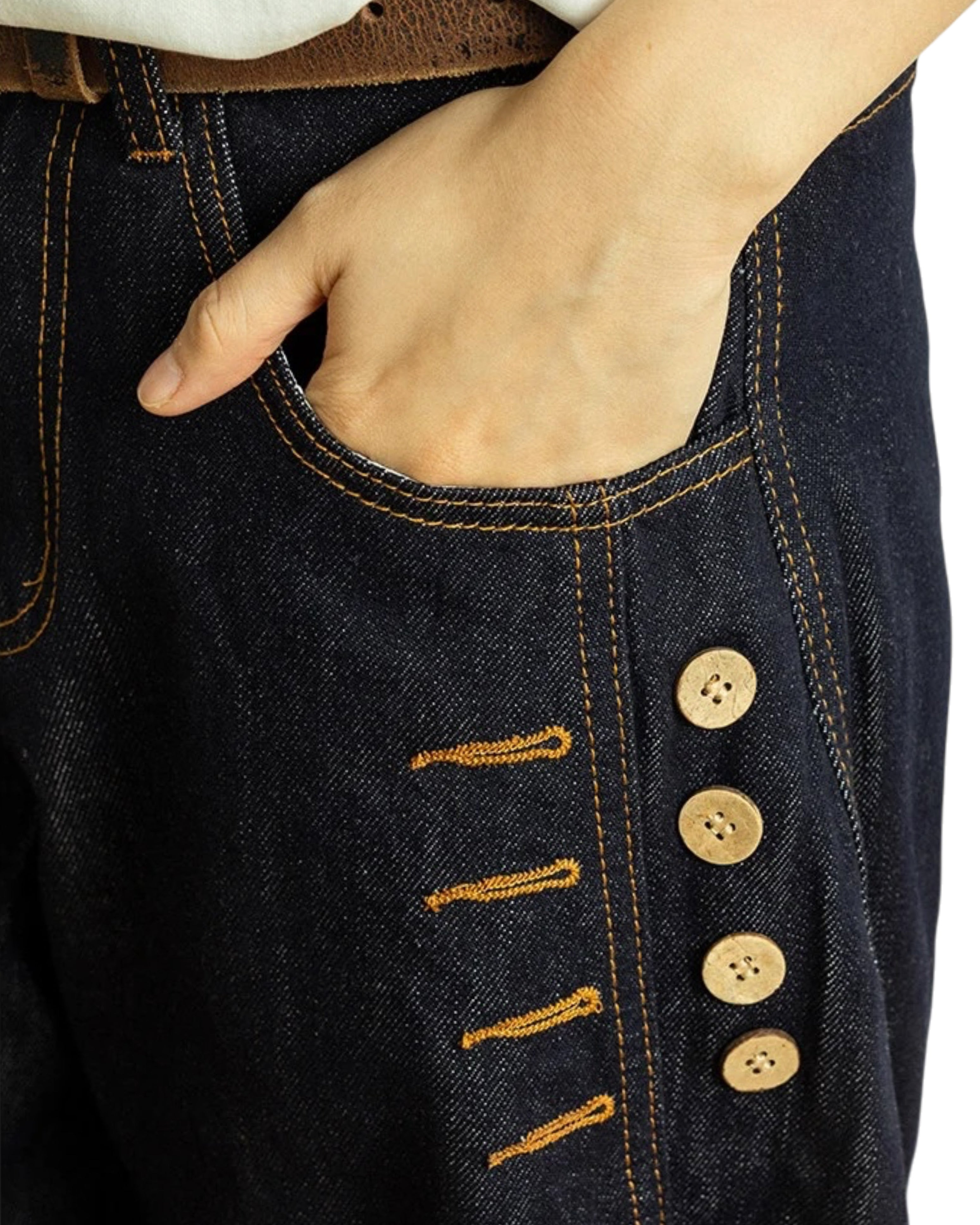 "Button" Scimitar Jeans