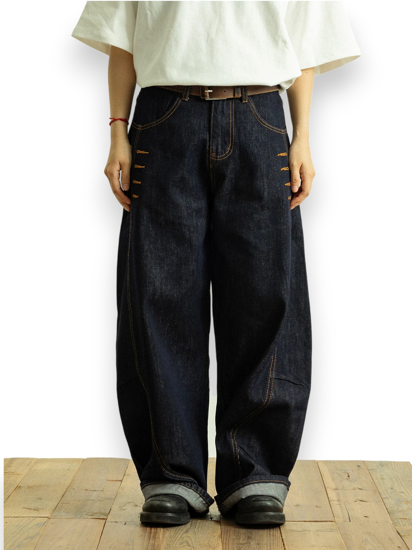 "Button" Scimitar Jeans