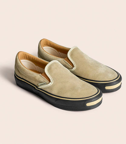 Smile on my loafers
