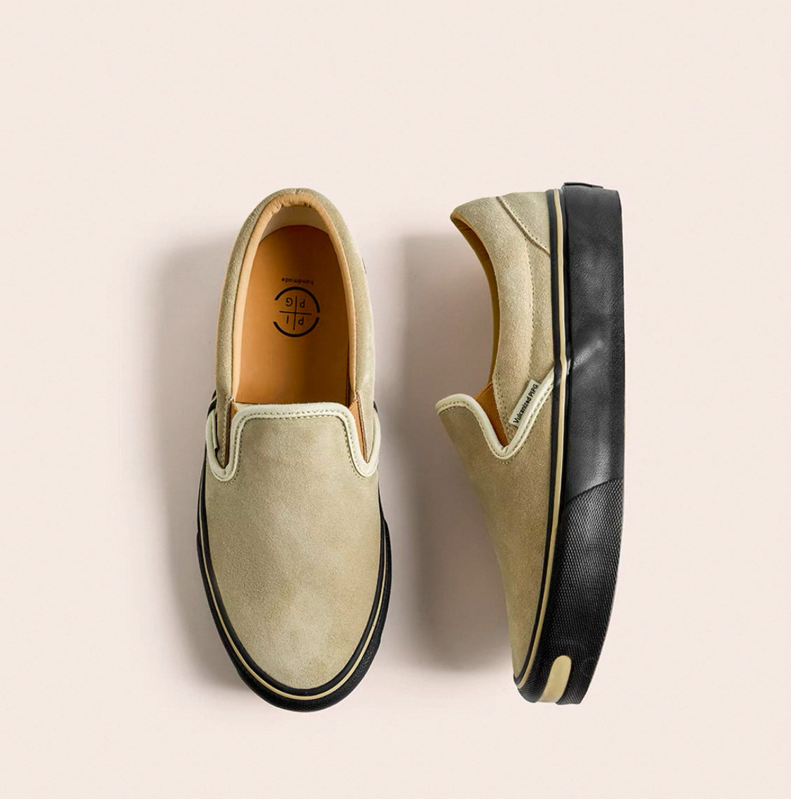 Smile on my loafers