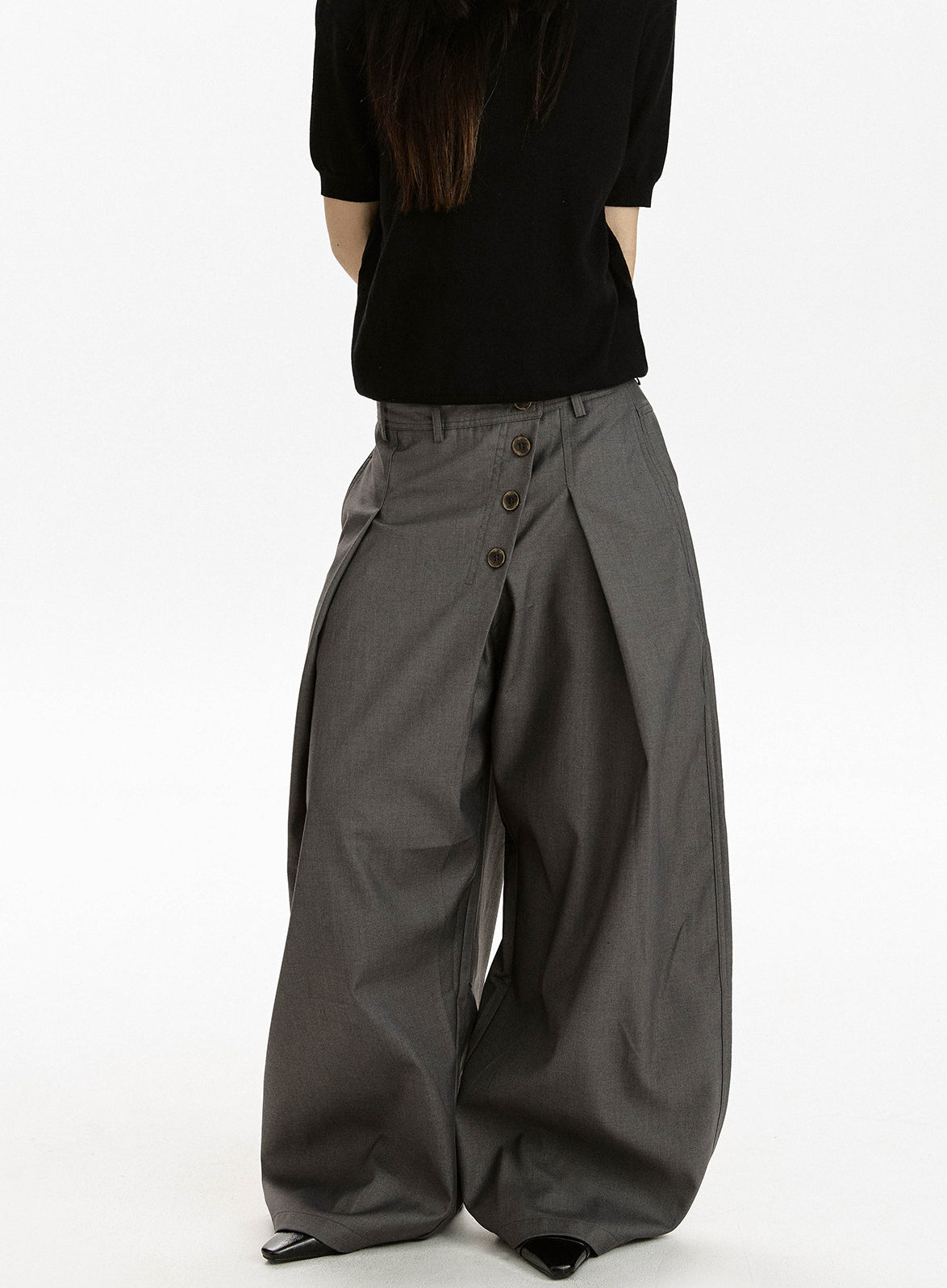 “Blade” Pleated Wide-Leg Pants