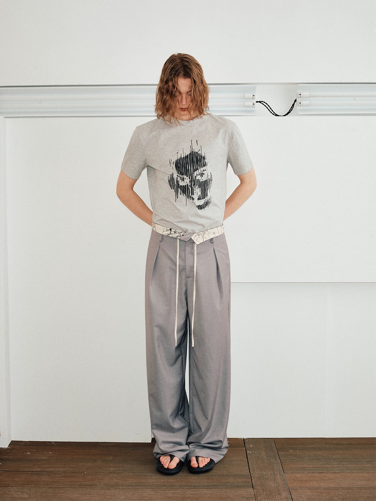Folded waistband trousers