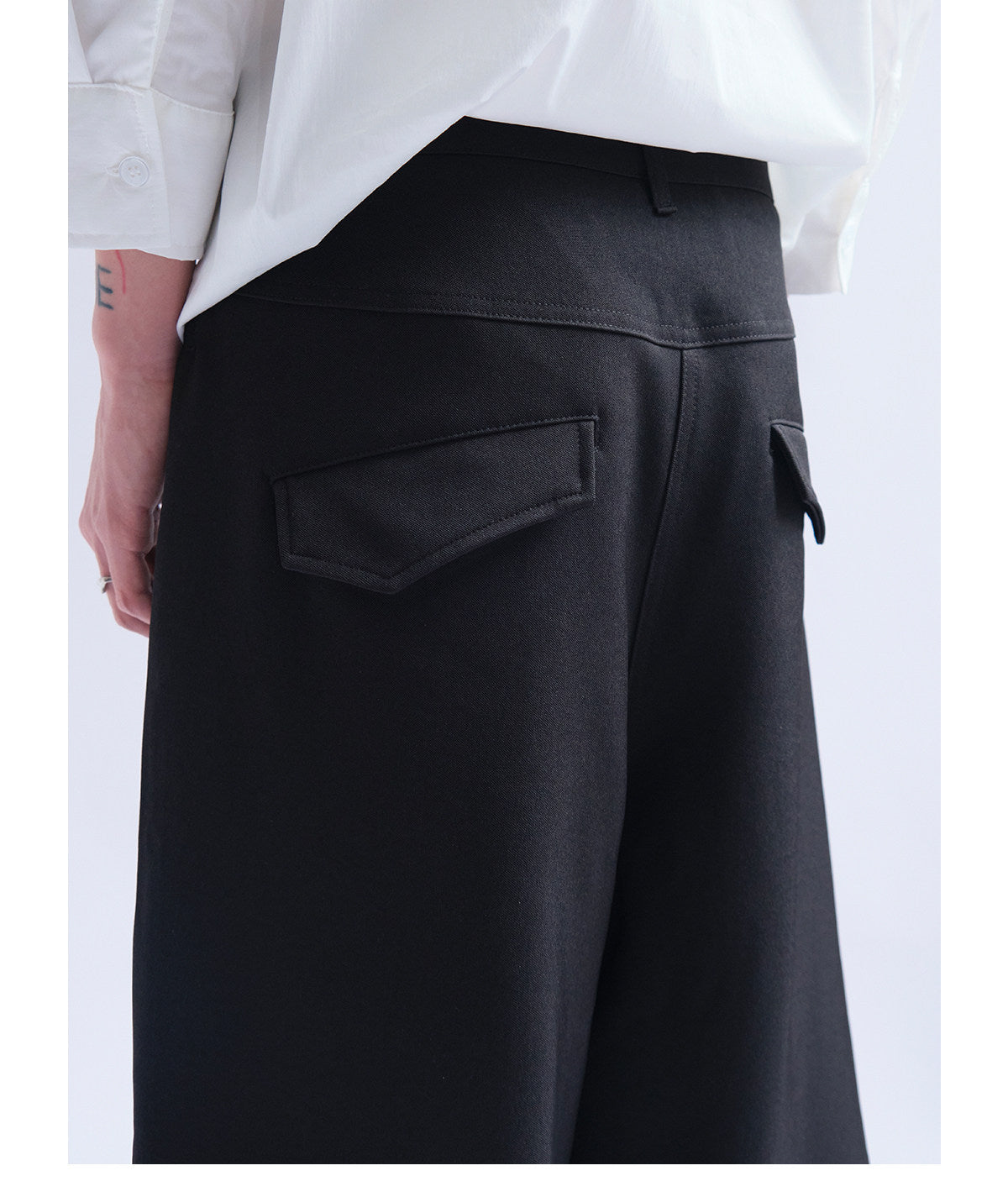 "X" Short