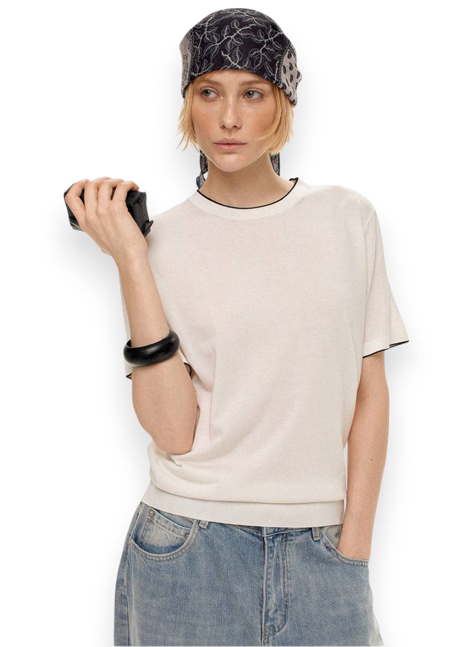 “SOFT SIGNAL” KNIT TEE