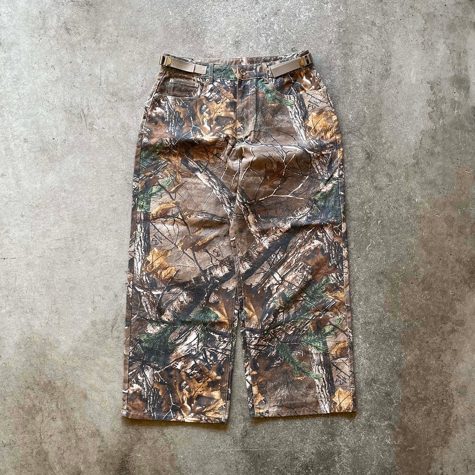 Core Adjustable Baggy Jeans